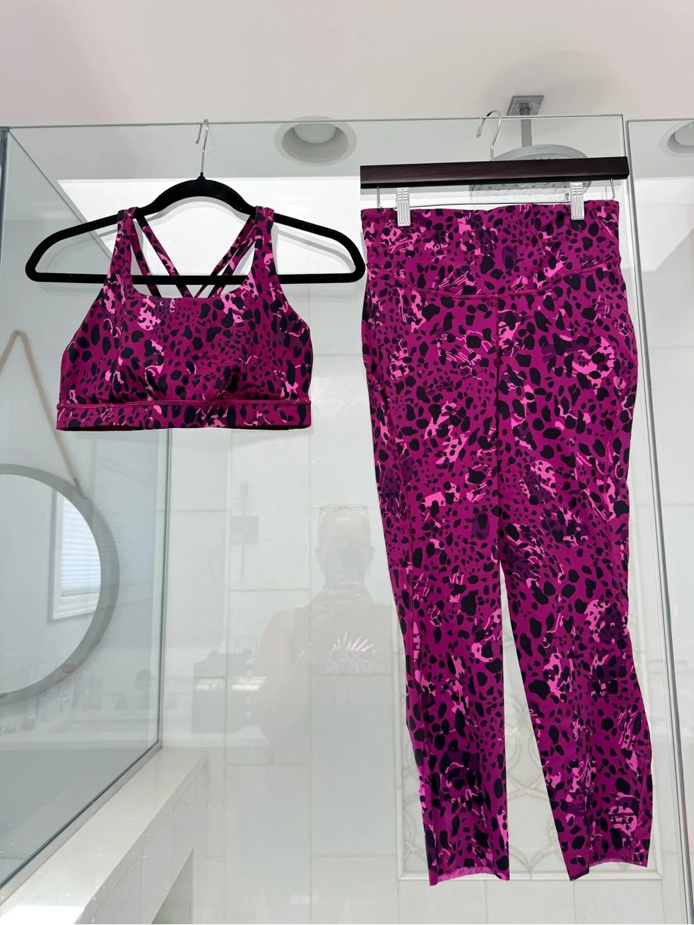 Lululemon 2-Piece Set - Energy Bra + Base Pace Running Tight